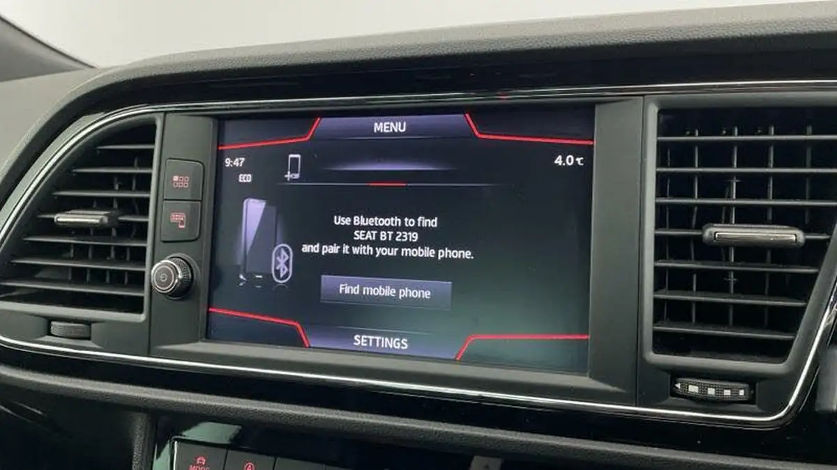 2020-seat-leon-15-tsi-evo-fr-black-edition-150ps-hatchback-dsg-big-15