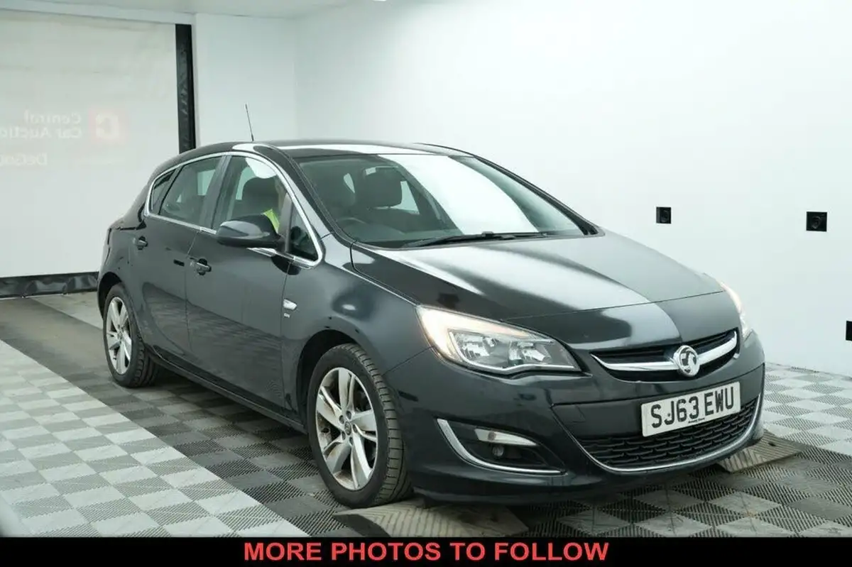 2013-vauxhall-astra-14-sri-100ps-1398cc-big-0