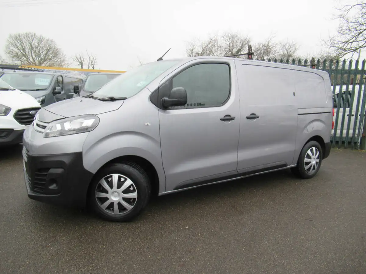 2019-citroen-dispatch-15bluehdi-enterprise-m-1000-big-1