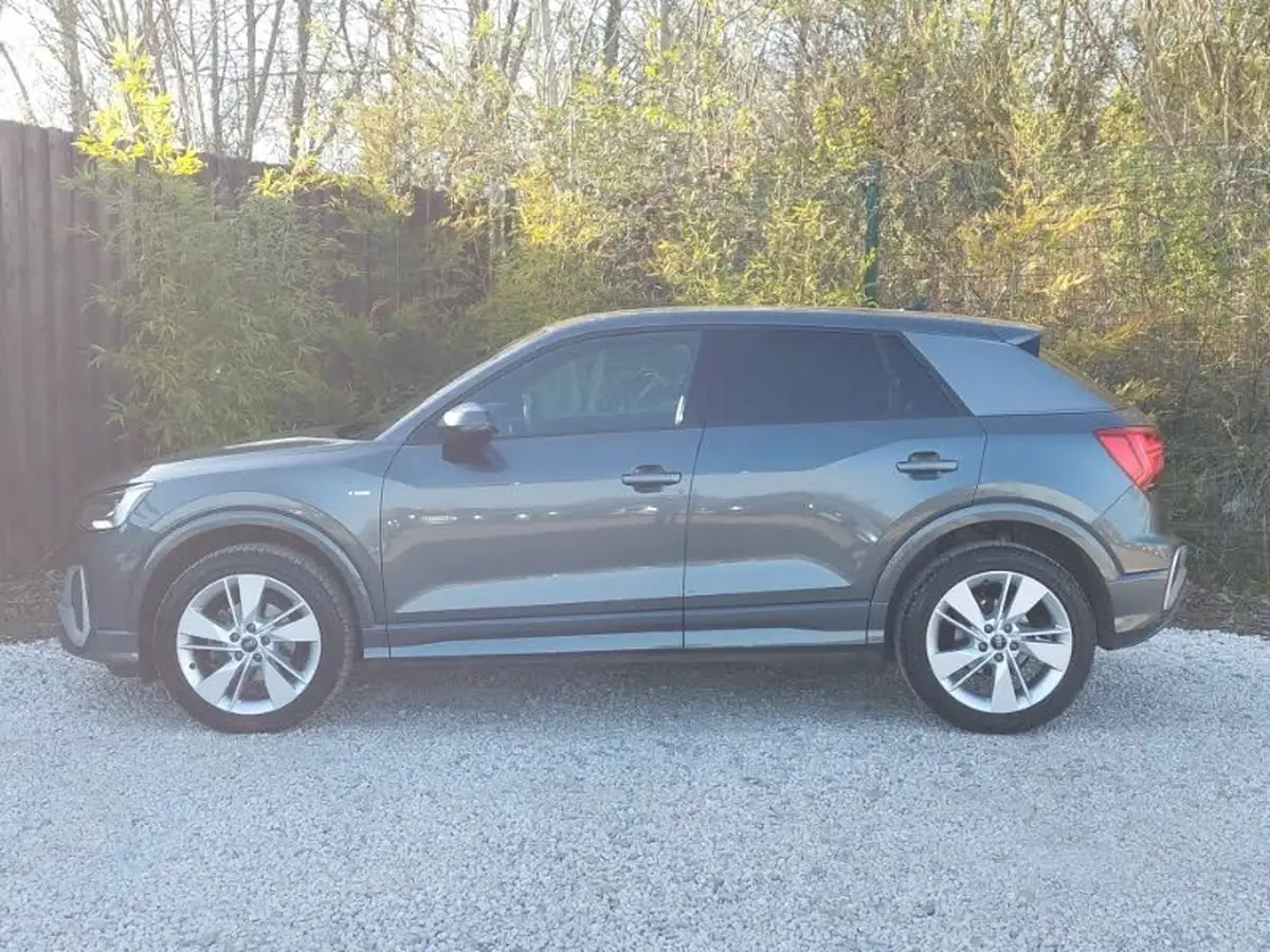 2022-audi-q2-15-35-tfsi-s-line-tronic-big-3