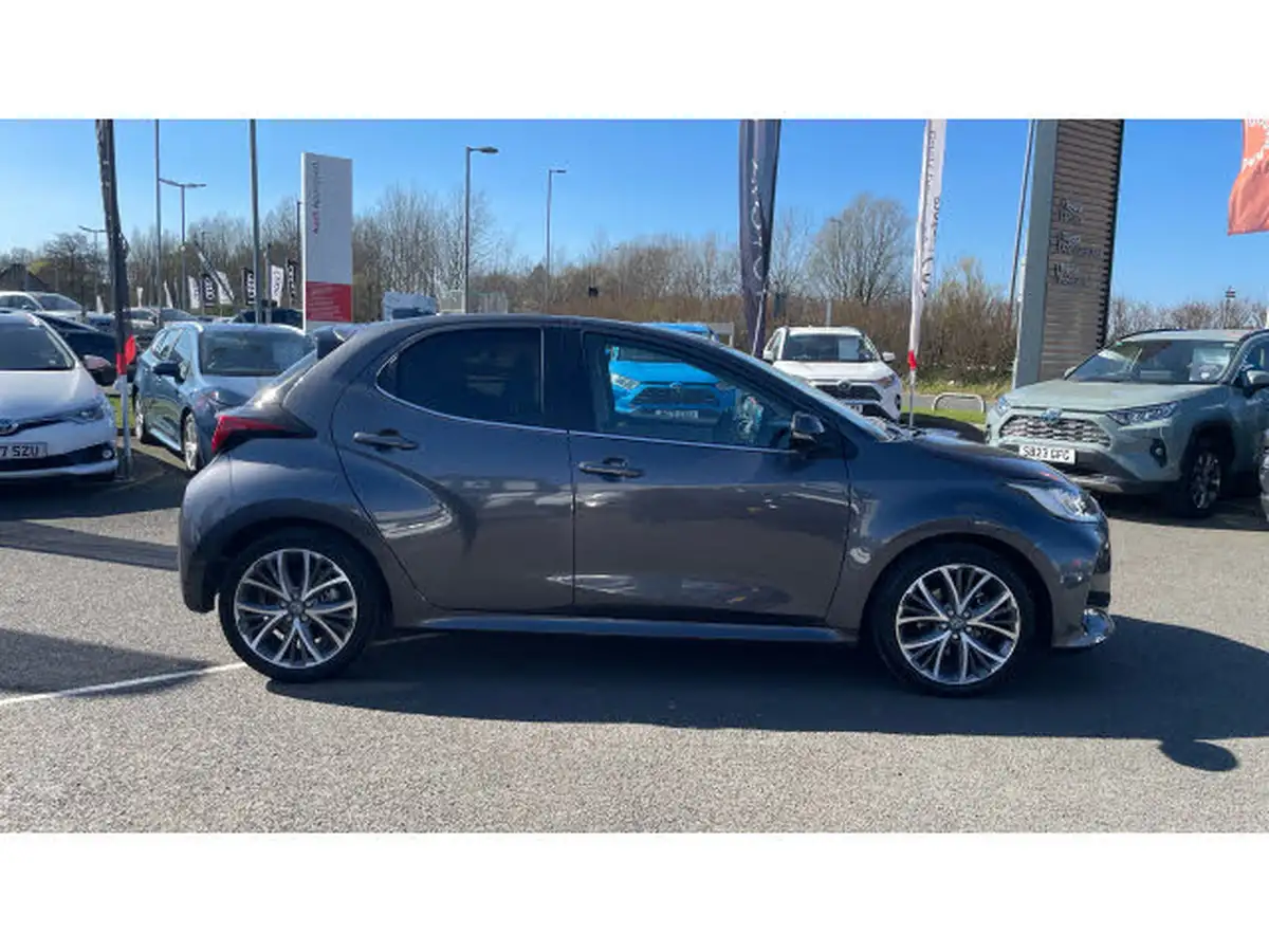 2021-toyota-yaris-15-vvt-i-excel-big-15