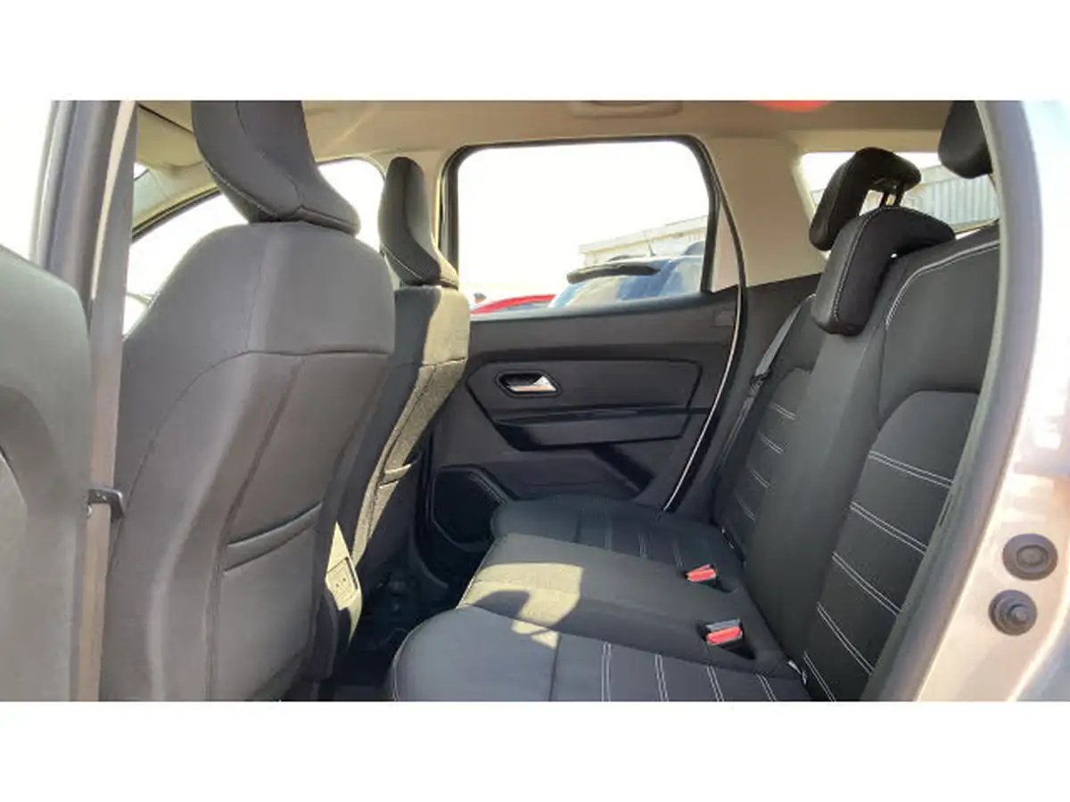 2022-dacia-duster-13-tce-prestige-150bhp-edc-big-15