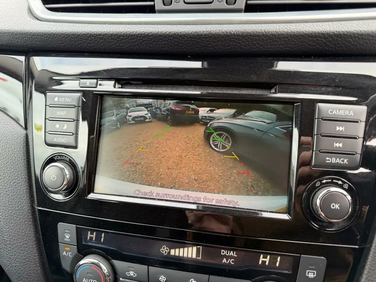 2019-nissan-qashqai-13-dig-t-acenta-premium-140ps-big-4
