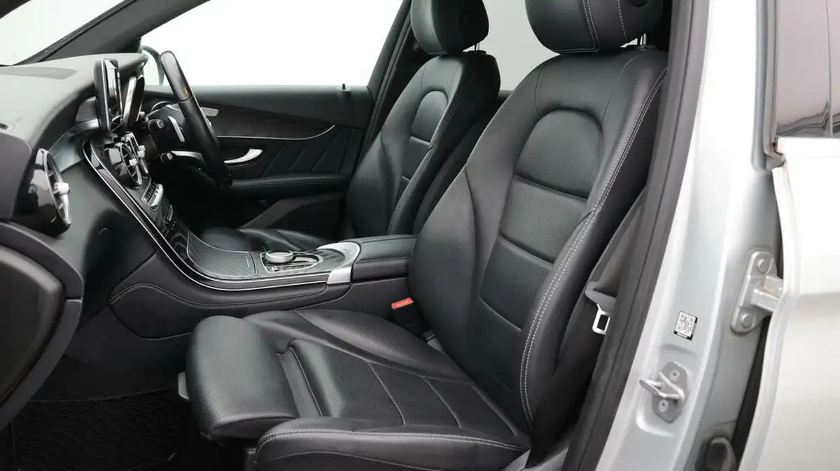 2018-mercedes-benz-glc-class-21d-glc220d-amg-line-ss-station-wagon-5d-big-14