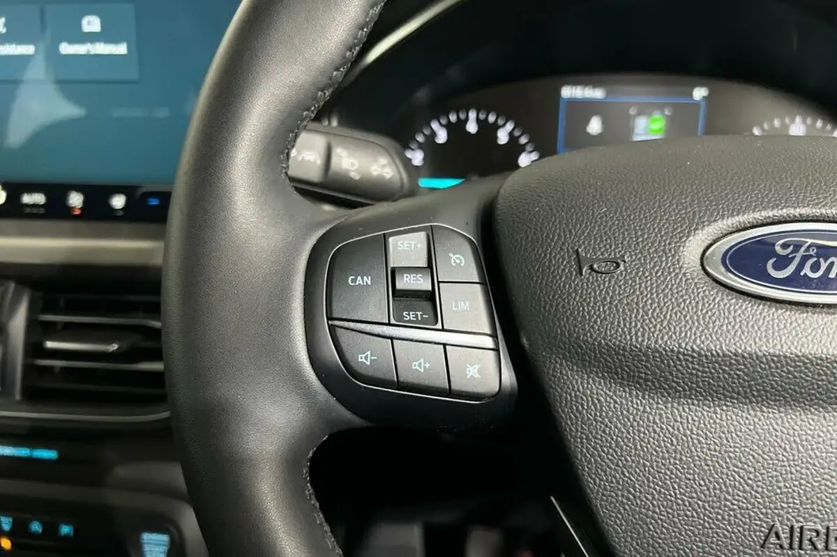 2022-ford-focus-10t-titanium-155ps-hybrid-mhev-hatchback-big-19