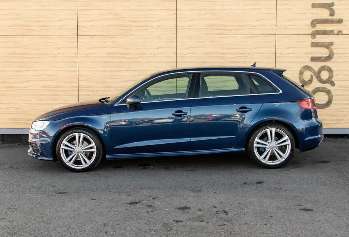 2016-audi-a3-20-tdi-s-line-150ps-nav-sportback-5d-tronic-big-12