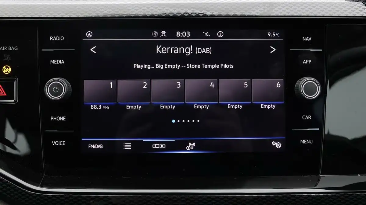 2022-volkswagen-polo-10-tsi-life-dsg-big-10