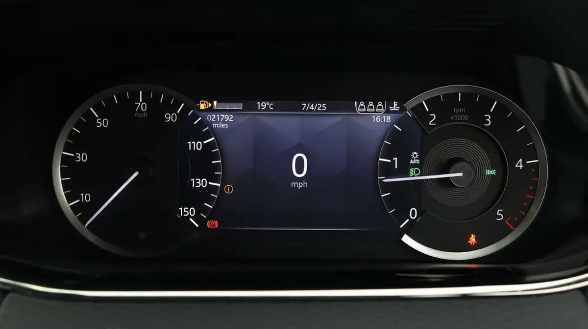 2021-land-rover-range-rover-evoque-20-d165-r-dynamic-big-9