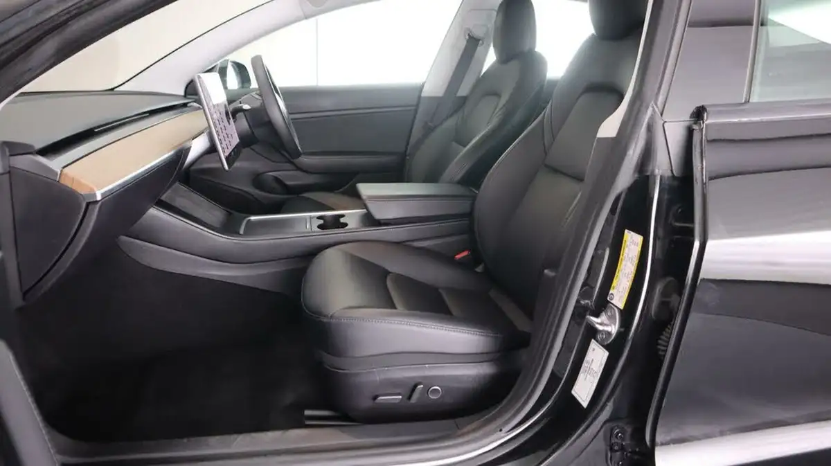 2020-tesla-model-3-e-standard-plus-big-14