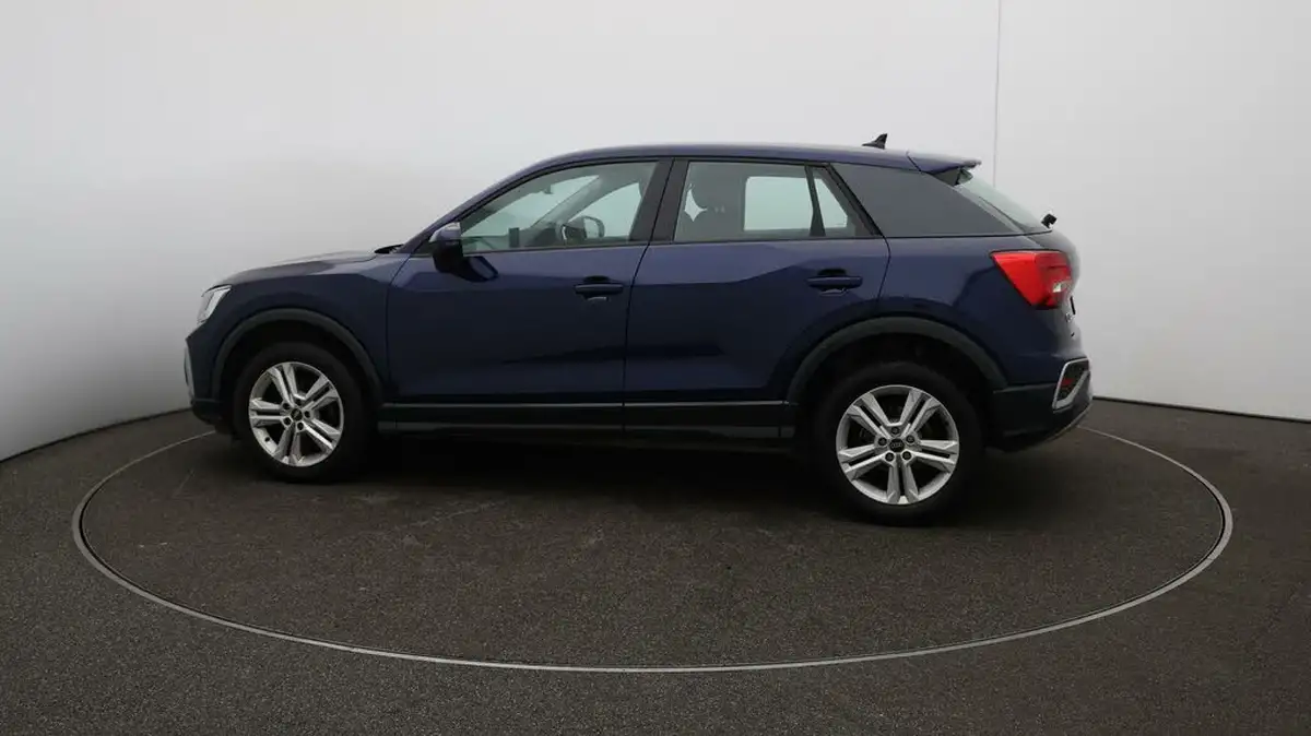 2022-audi-q2-10-30-tfsi-sport-big-50