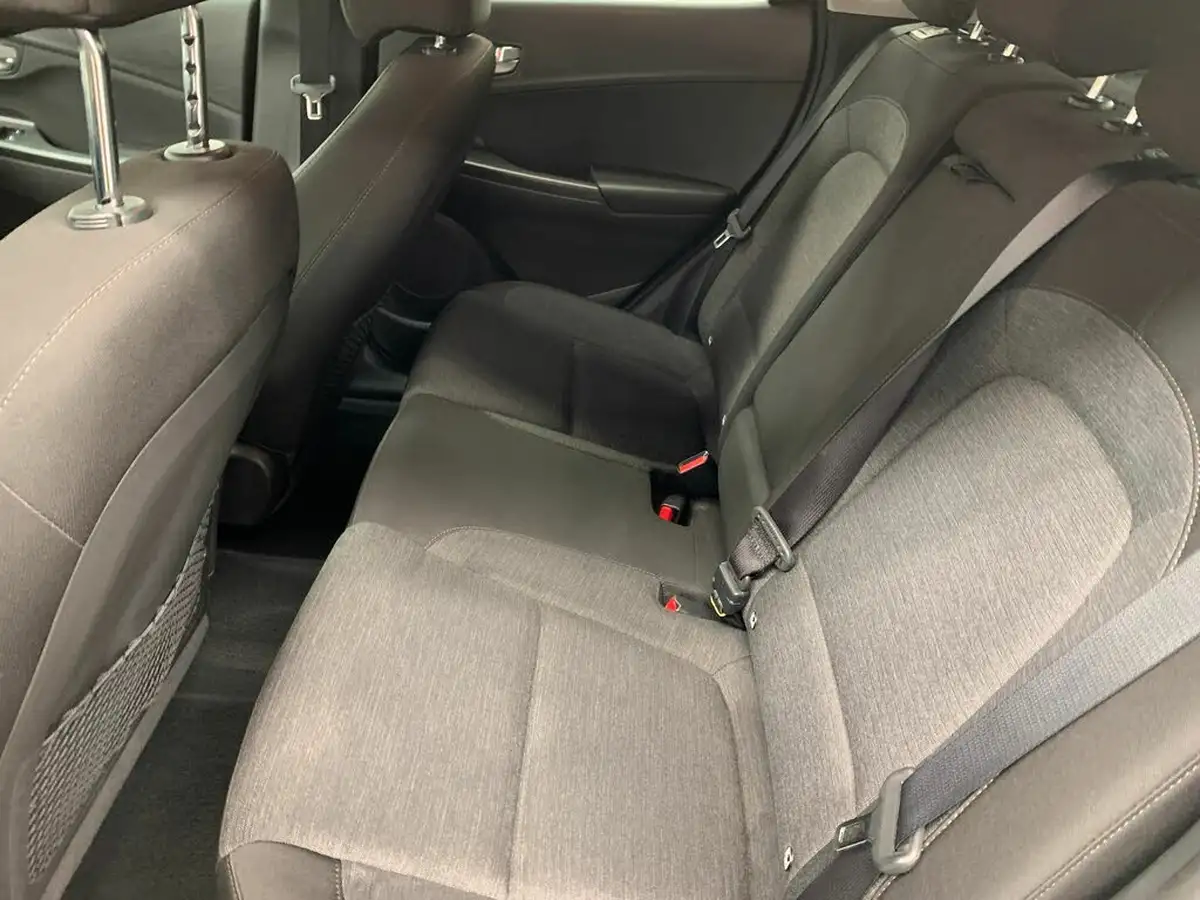 2022-hyundai-kona-e-premium-204ps-64kwh-7kw-obc-big-21