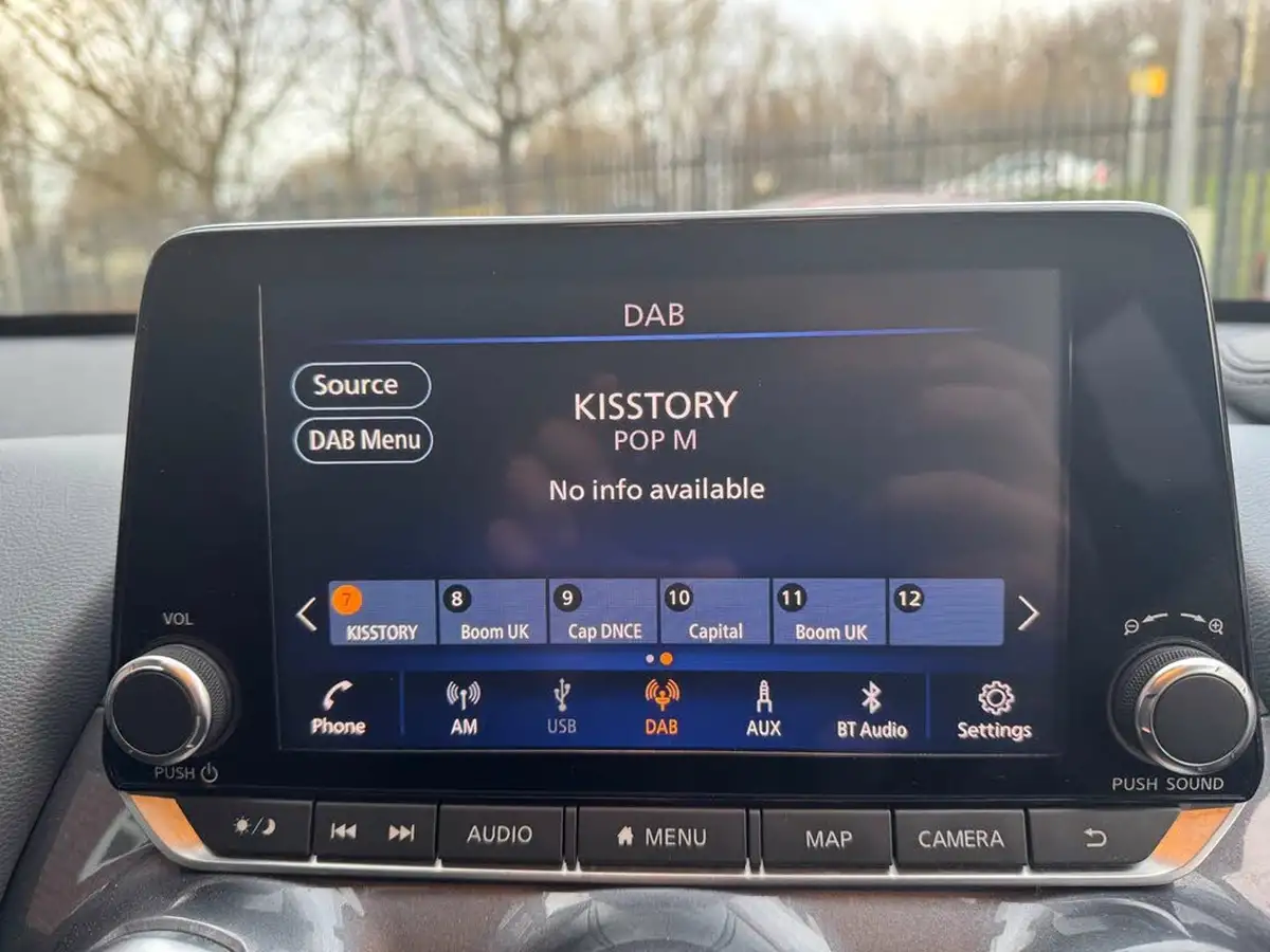 2020-nissan-juke-10-dig-t-tekna-117ps-big-23