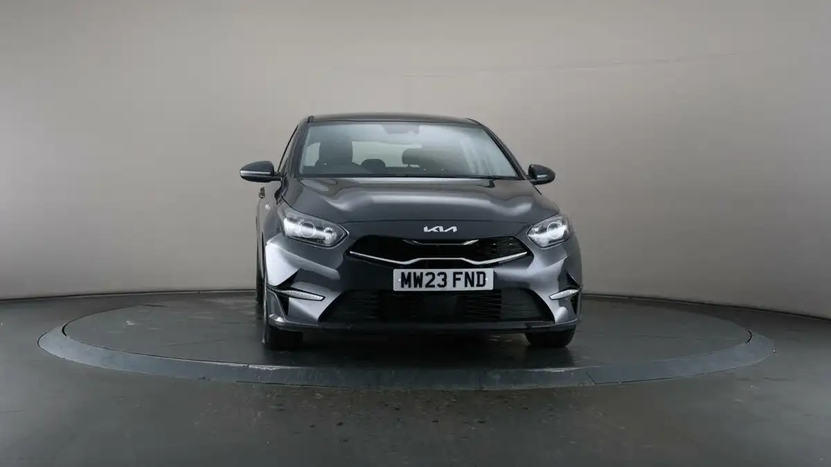 2023-kia-ceed-15-t-gdi-2-158bhp-non-adap-hatchback-big-41