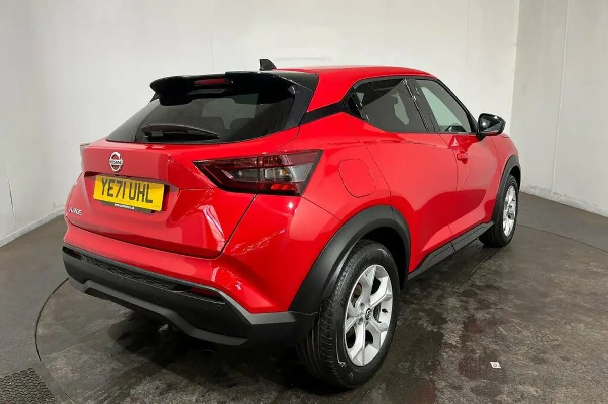 2021-nissan-juke-10-dig-t-n-connecta-big-13