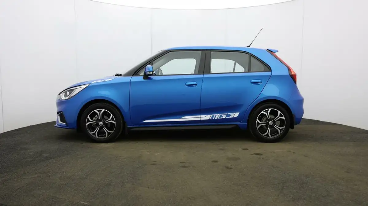 2023-mg-mg3-15-vti-tech-exclusive-nav-big-61