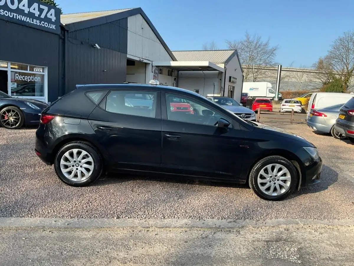 2014-seat-leon-16tdi-se-tech-pack-cr-105ps-ss-hatchback-5d-big-53