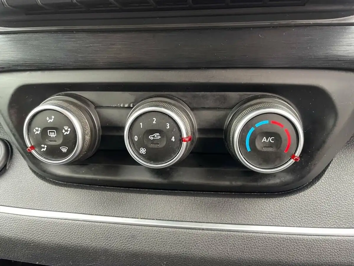 2022-renault-trafic-20dci-ll30-130-sport-big-21