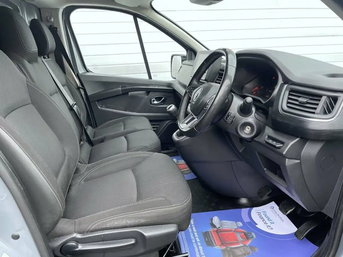 2022-renault-trafic-20dci-ll30-130-sport-big-1