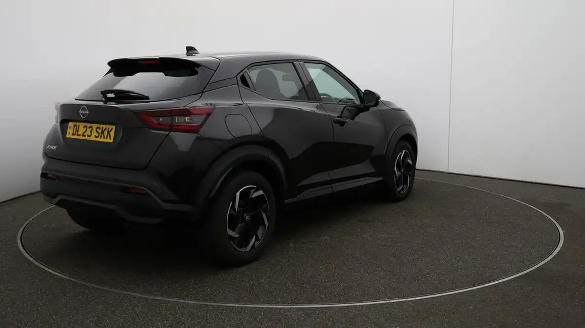 2023-nissan-juke-10-dig-t-n-connecta-big-7