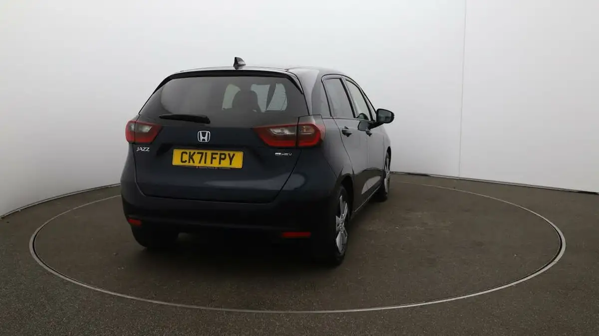 2022-honda-jazz-15-i-mmd-ex-107ps-big-48