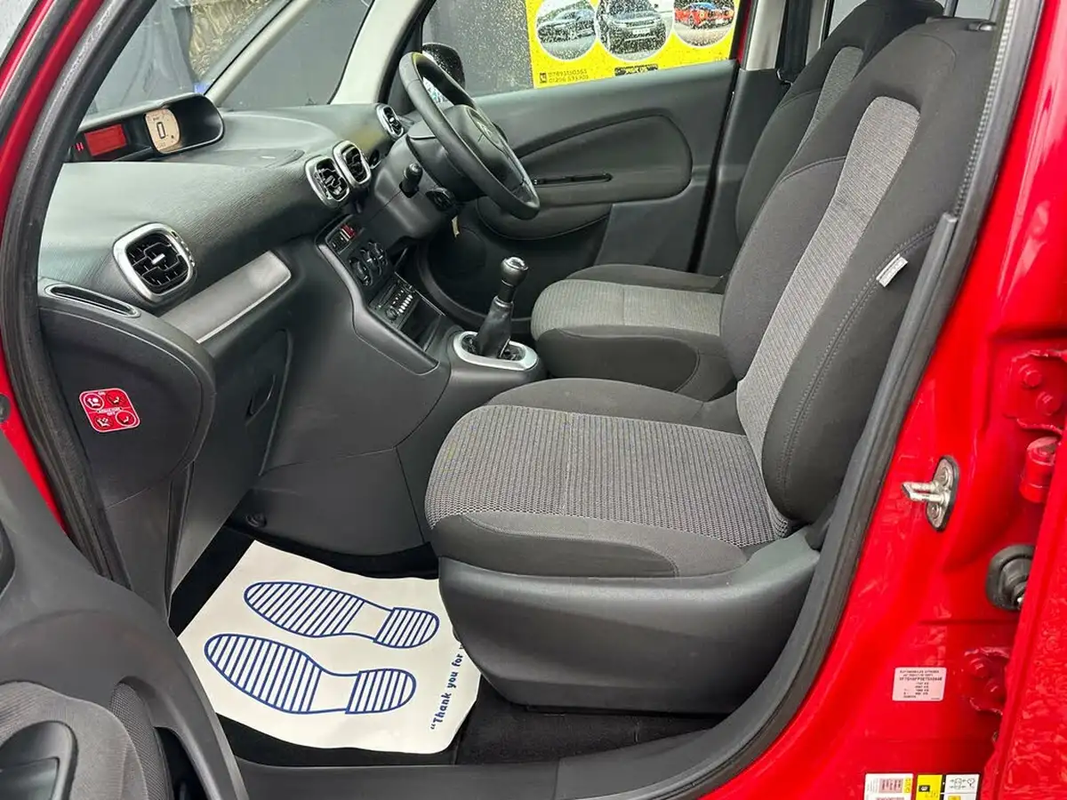 2014-citroen-c3-picasso-14-selection-big-26
