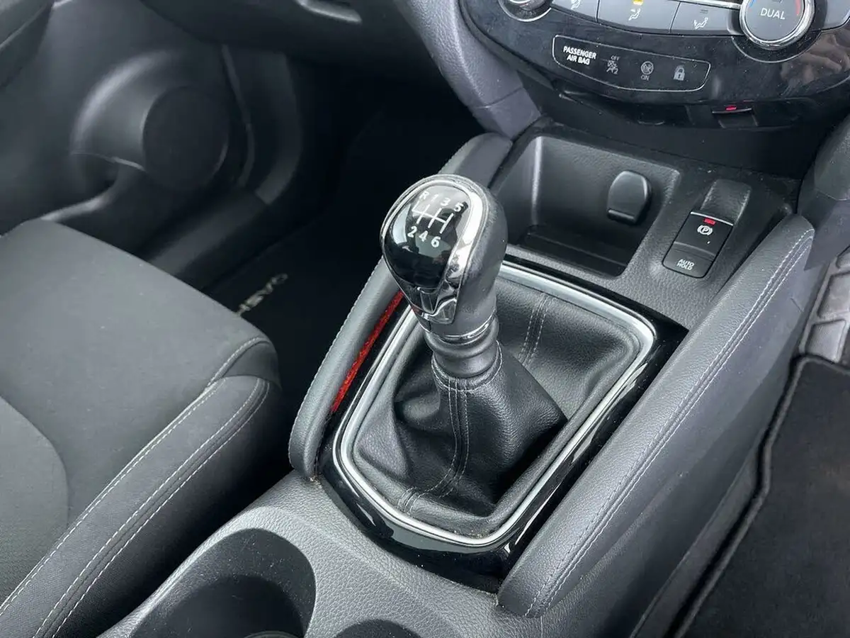 2017-nissan-qashqai-15dci-n-connecta-big-4