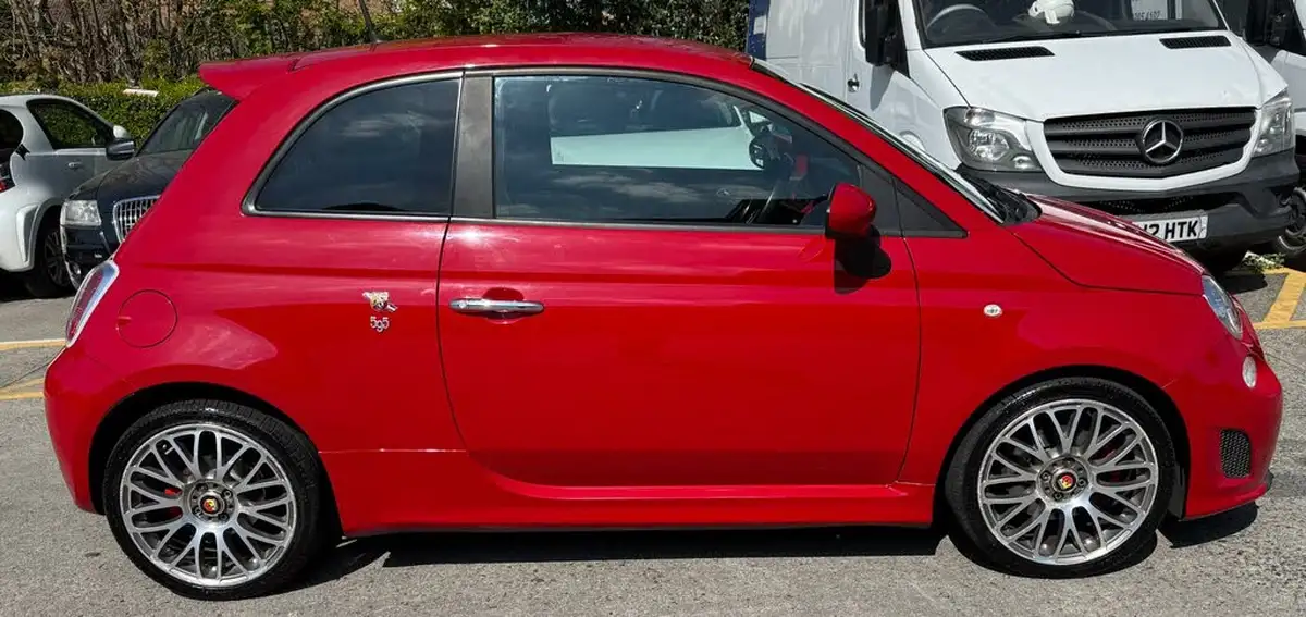2016-abarth-500-14-tjet-595-turismo-160bhp-big-7