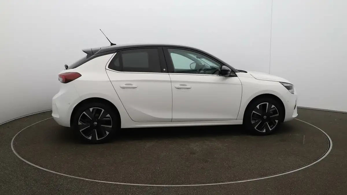 2022-vauxhall-corsa-e-elite-premium-big-41