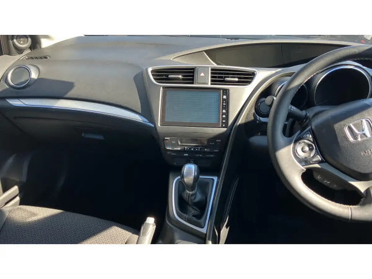 2016-honda-civic-18-i-vtec-se-plus-navi-ss-hatchback-big-36