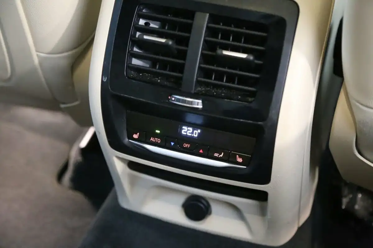 2018-bmw-x3-30-m40i-big-46