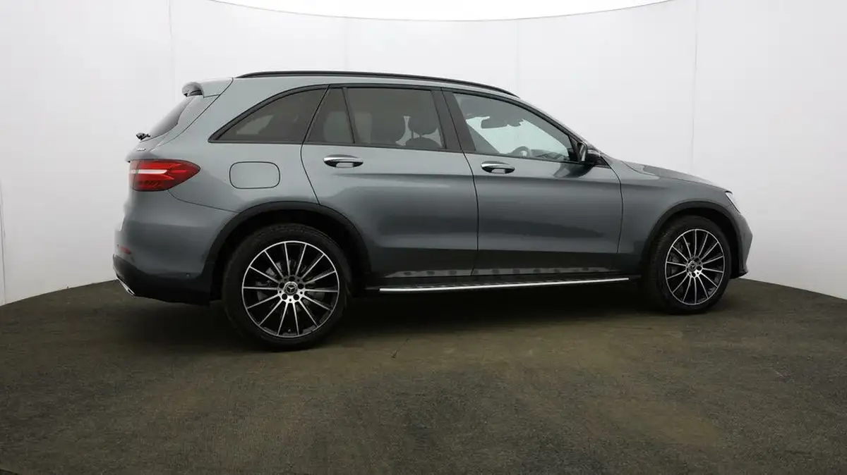 2018-mercedes-benz-glc-class-21d-glc220d-amg-line-premium-plusss-station-wagon-5d-big-50