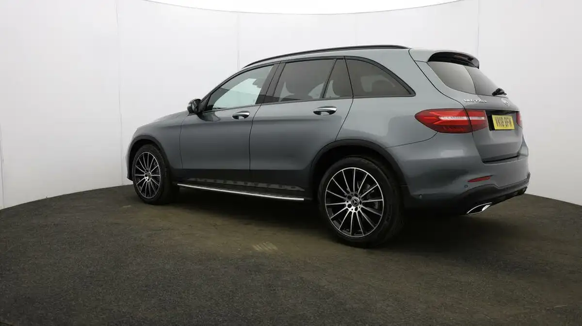 2018-mercedes-benz-glc-class-21d-glc220d-amg-line-premium-plusss-station-wagon-5d-big-4