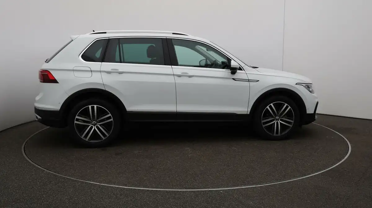 2021-volkswagen-tiguan-15-tsi-elegance-big-44