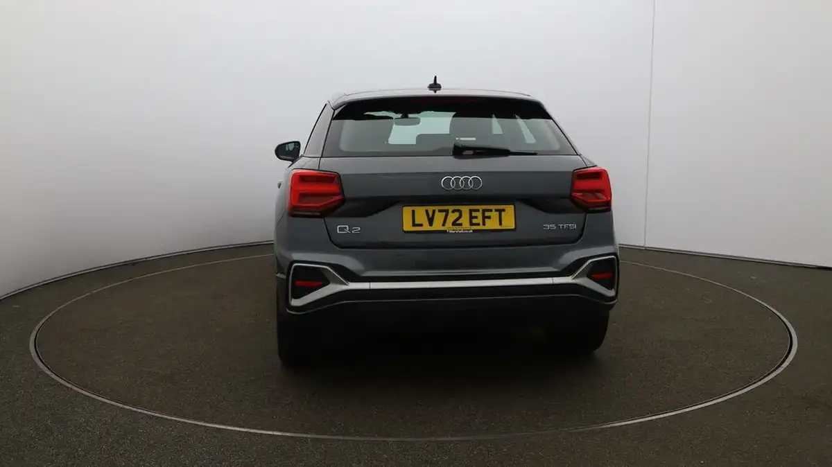 2022-audi-q2-15-35-tfsi-s-line-tronic-big-52