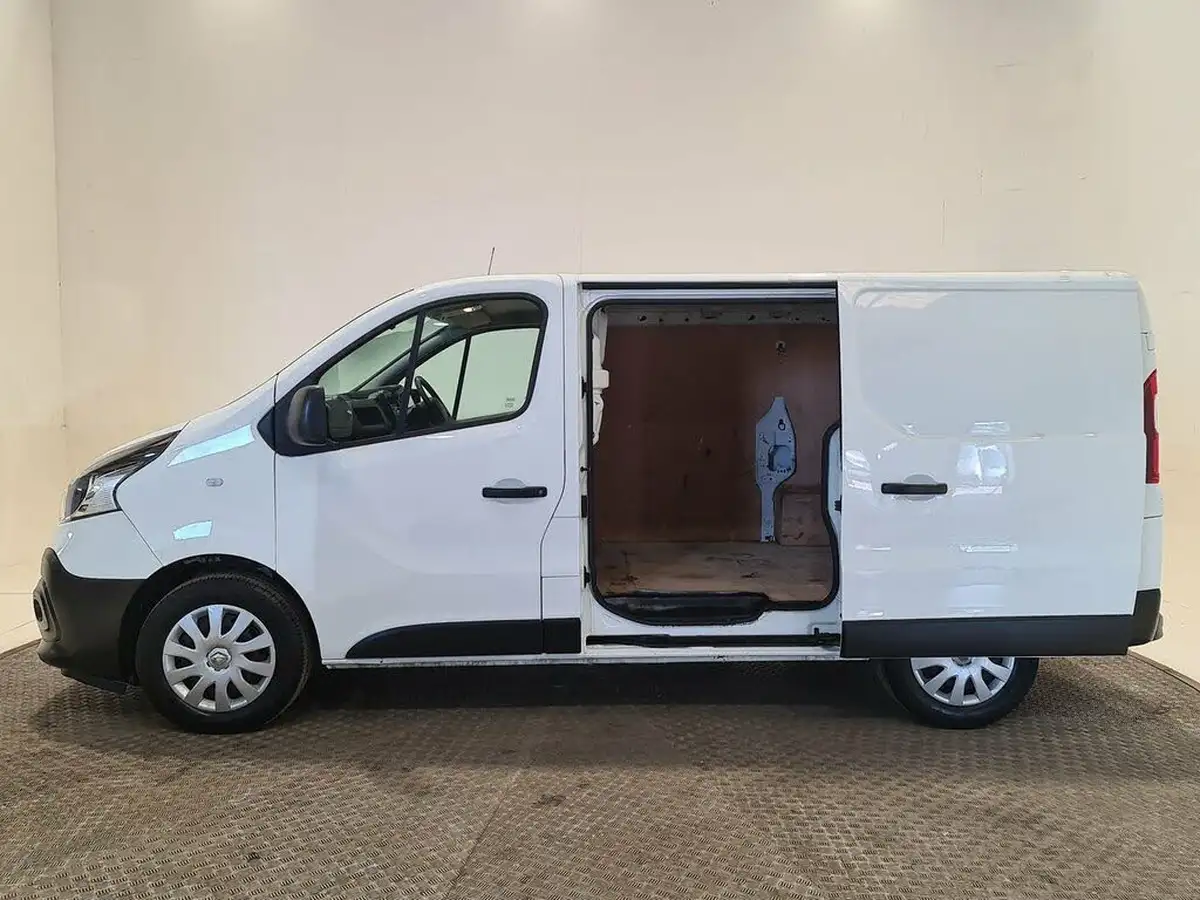 2021-renault-trafic-20dci-sl28-energy-120-business-big-4