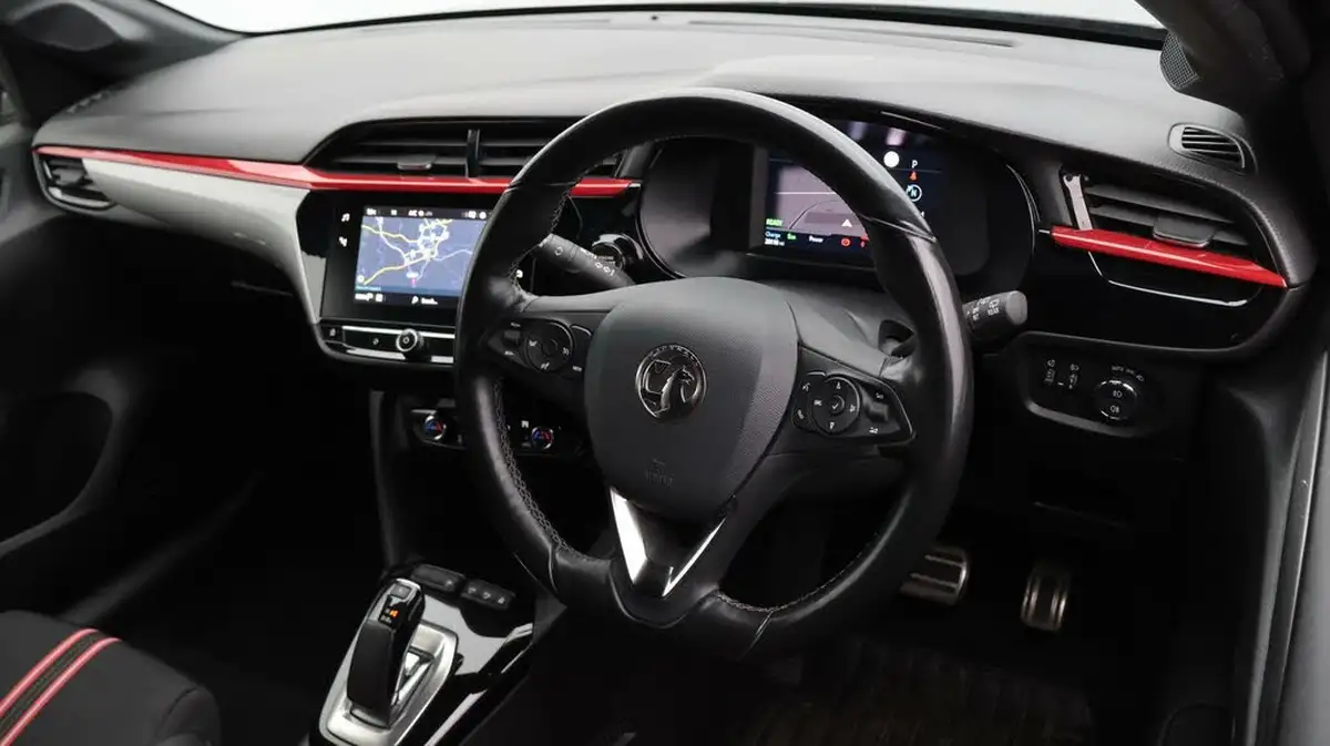 2022-vauxhall-corsa-e-sri-premium-big-9