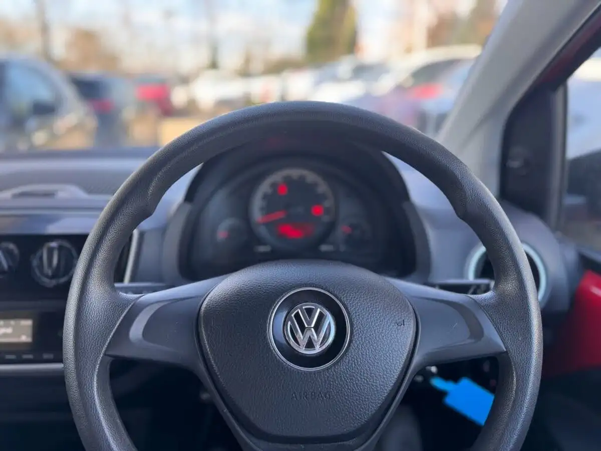 2016-volkswagen-up-10-take-up-5d-big-16
