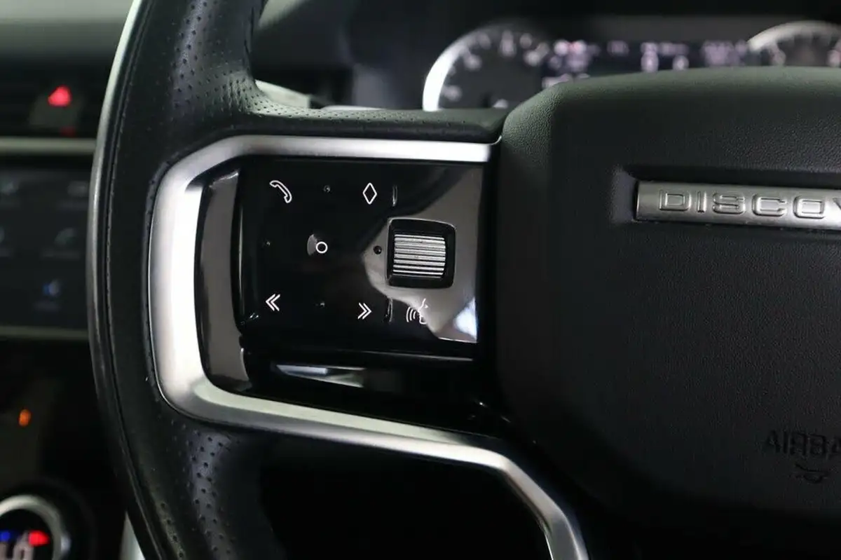 2021-land-rover-discovery-sport-20-d200-r-dynamic-s-plus-big-17