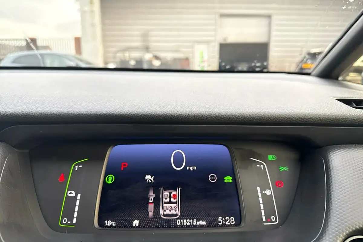 2022-honda-jazz-15-i-mmd-se-109ps-big-10