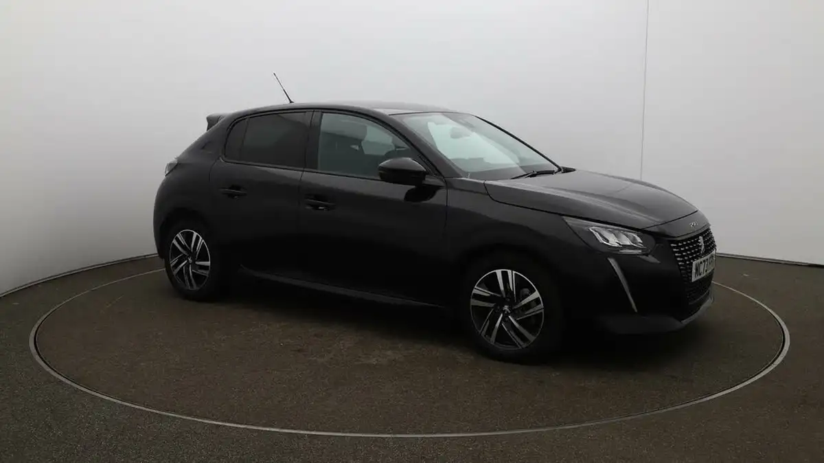 2023-peugeot-208-12-puretech-allure-premium-100ps-eat8-big-35