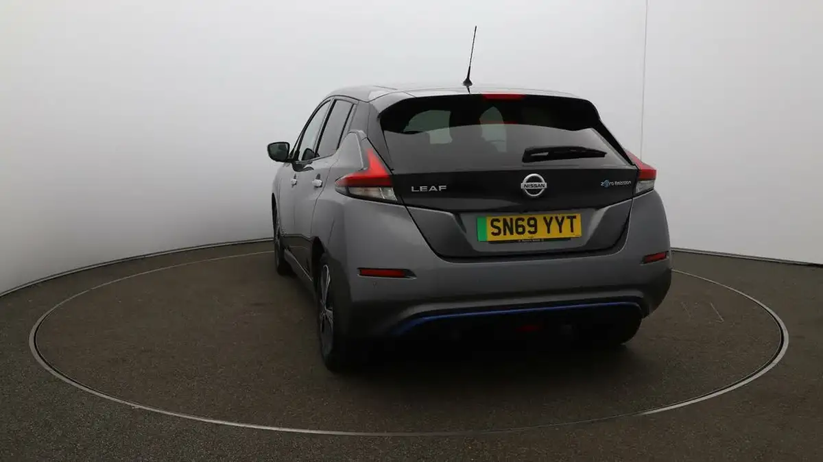 2019-nissan-leaf-e-e-3zero-big-51