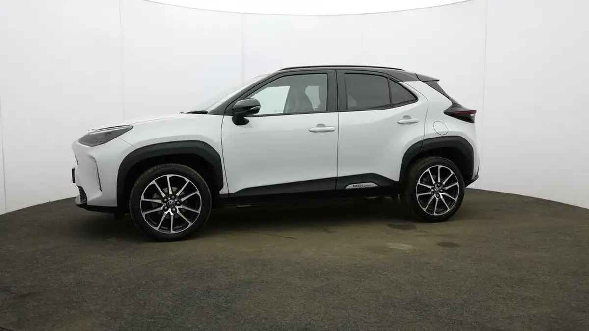2023-toyota-yaris-cross-15-vvt-i-gr-sport-big-25
