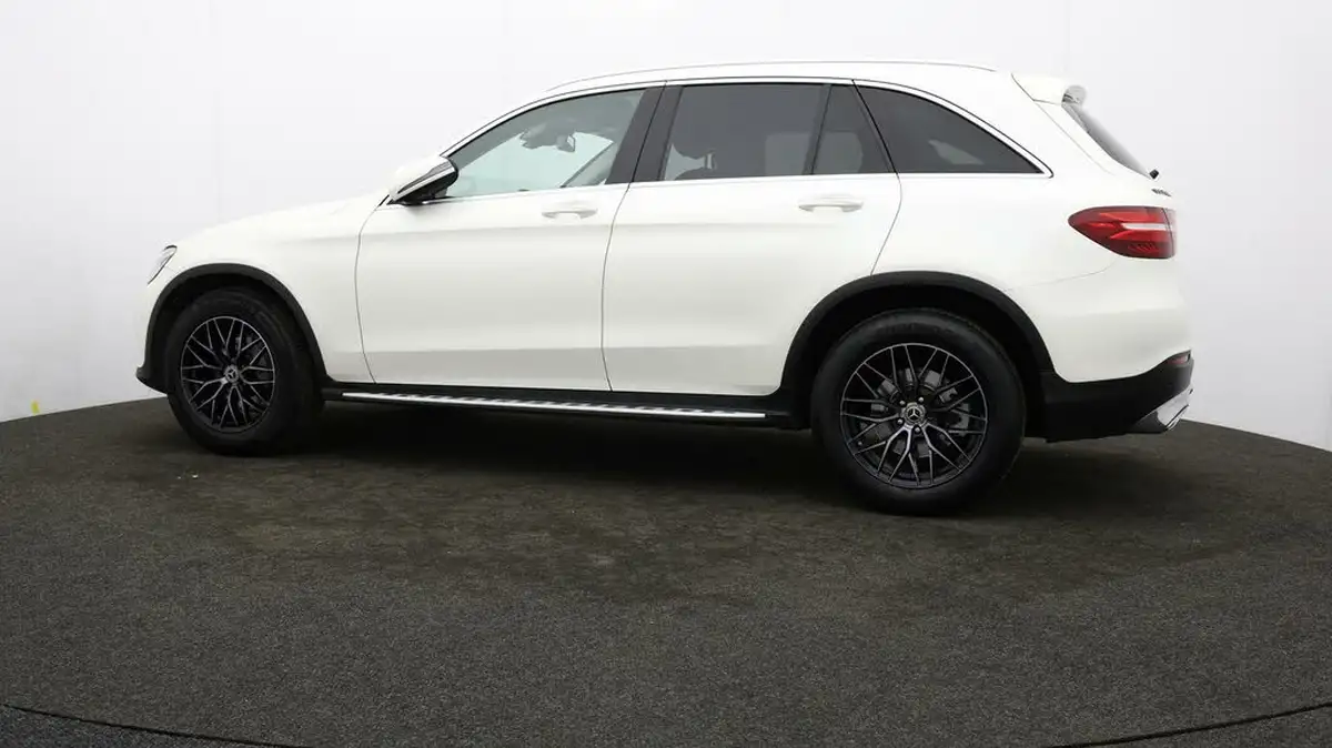 2019-mercedes-benz-glc-class-21d-glc250d-sport-premium-plusss-station-wagon-5d-big-64