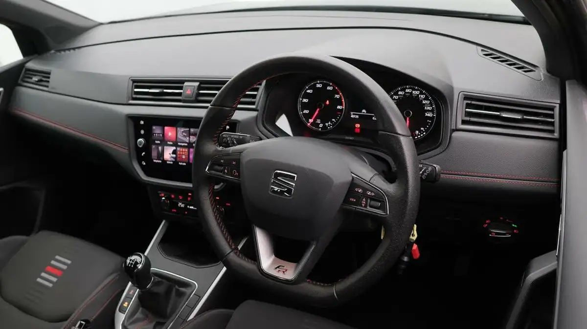 2019-seat-arona-10-tsi-fr-big-9