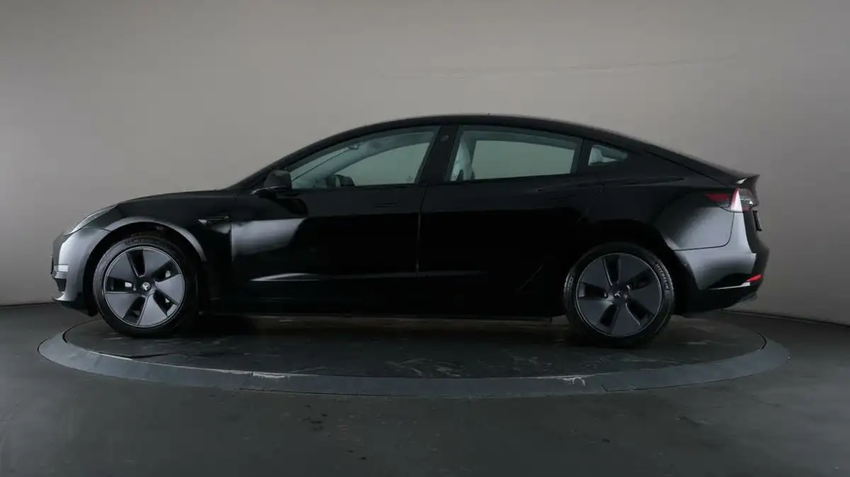 2021-tesla-model-3-e-long-range-4x4-big-29