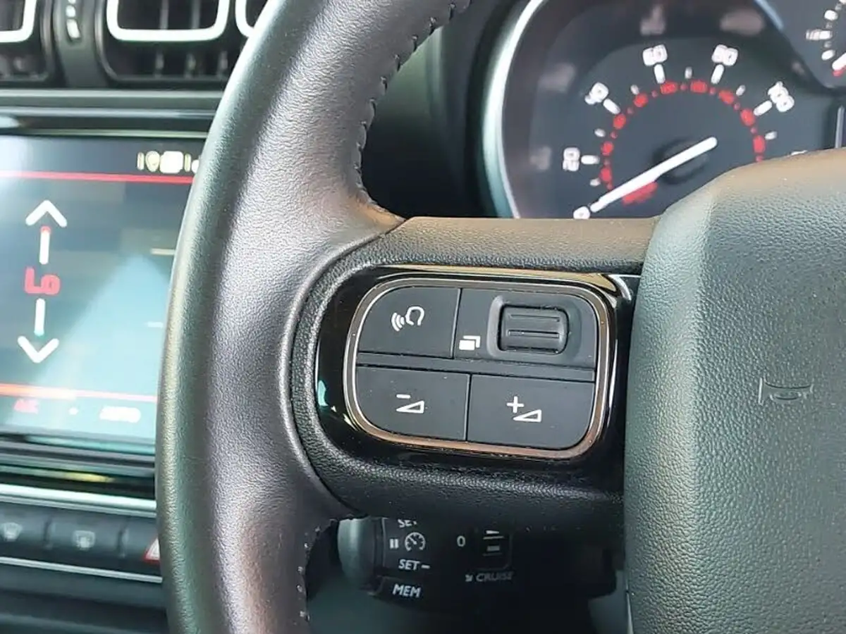 2022-citroen-c3-aircross-12-puretech-shine-130ps-eat6-big-10