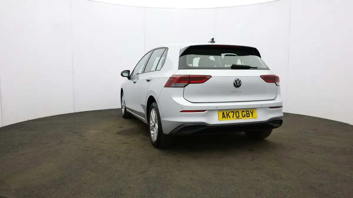 2020-volkswagen-golf-15-tsi-life-130ps-hatchback-big-23