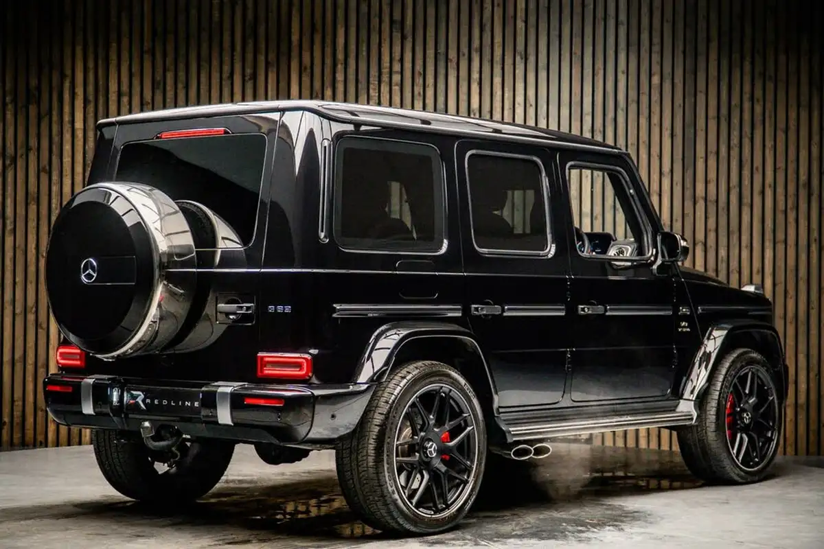2023-mercedes-benz-g-class-40-g63-amg-big-3