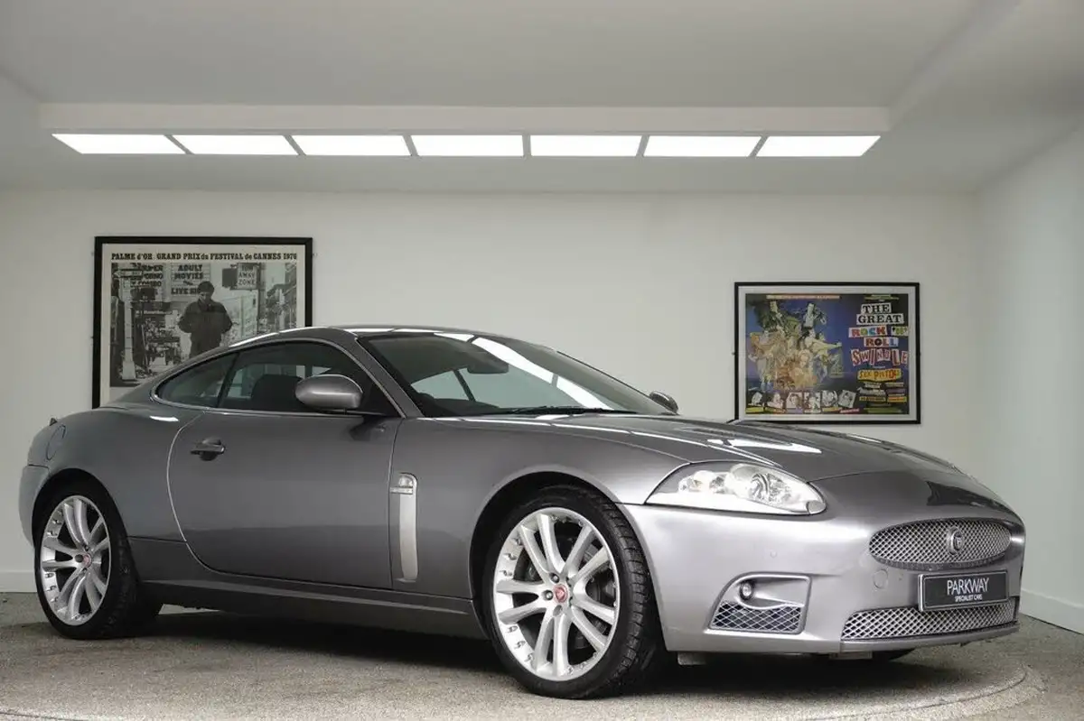 2007-jaguar-xkr-42-coupe-big-17