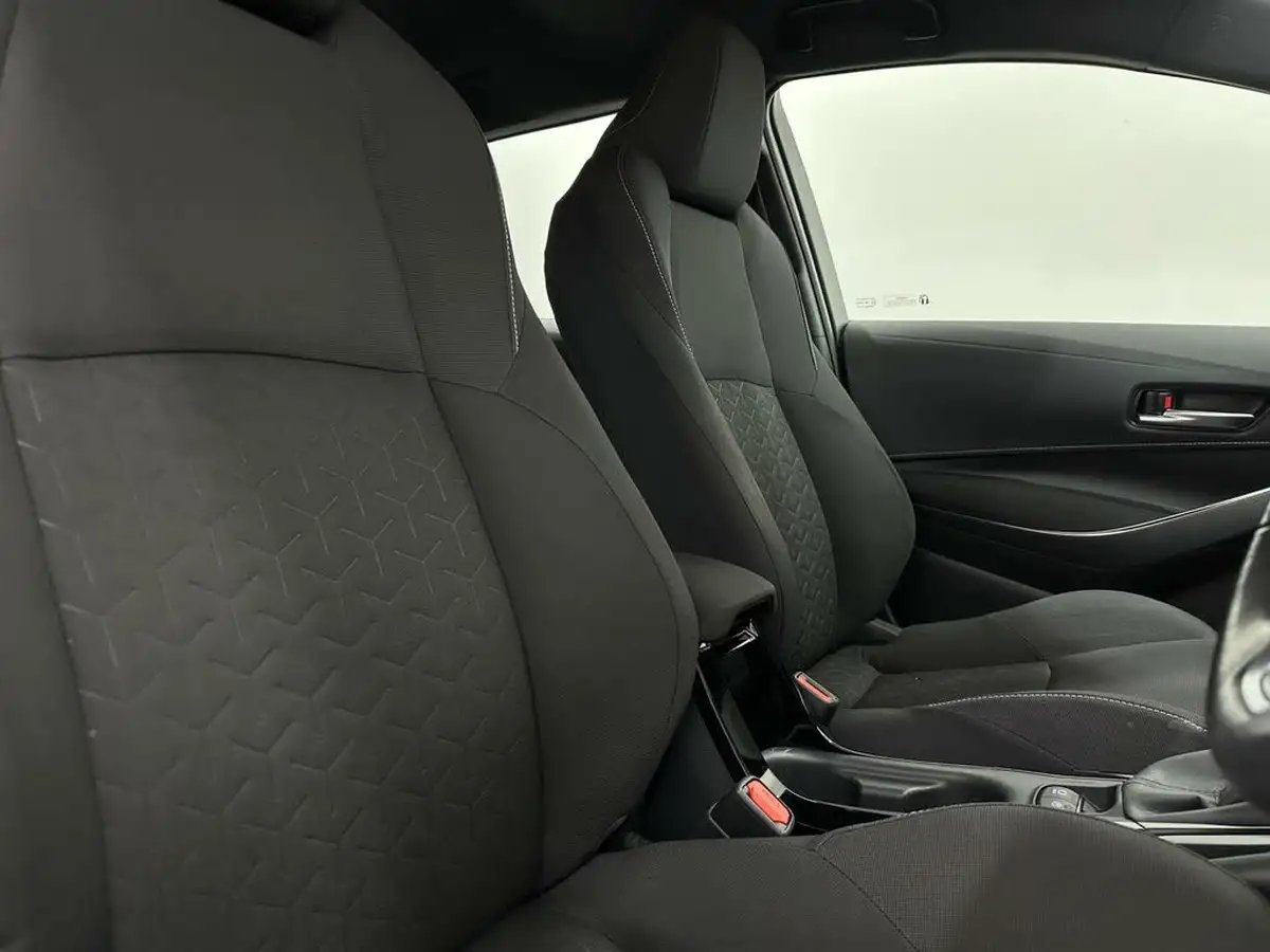 2021-toyota-corolla-20-vvt-i-icon-tech-touring-sports-big-27